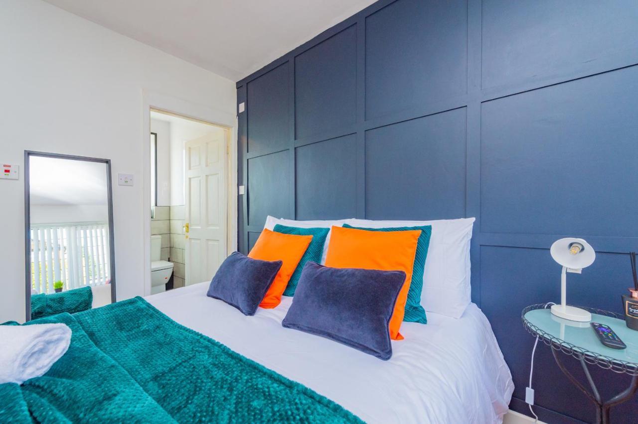 Studio Annexe By Papermill, Deeside - En-Suite, Heswall Bagian luar foto